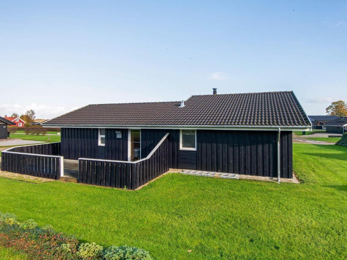 6 Person Holiday Home In Sj Lund Sjolund Exteriér fotografie